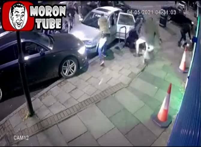 Video :The arrest of a Russian gang in England is impressive
